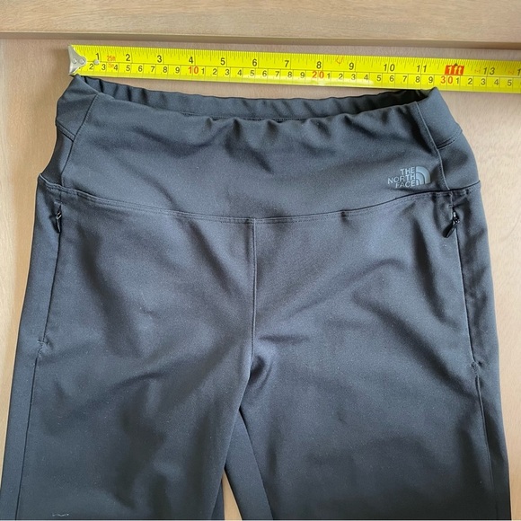 The North Face Black Everyday High Rise Pants - Picture 7 of 7